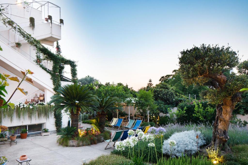 Reggine Holiday Apartments photo