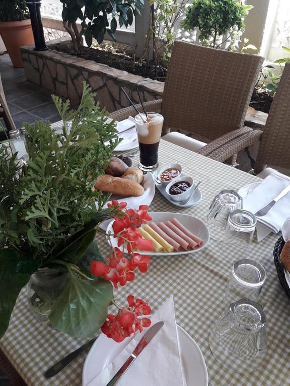 Hotel Florakis photo