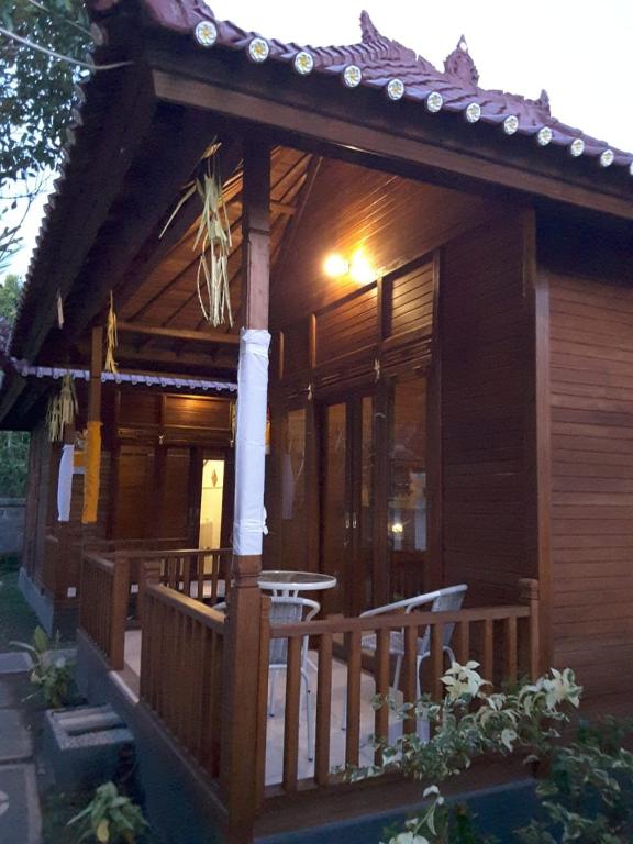 Adhitya Dharma Guest House photo