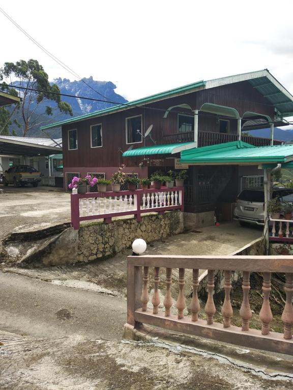 Almeera Homestay kundasang photo