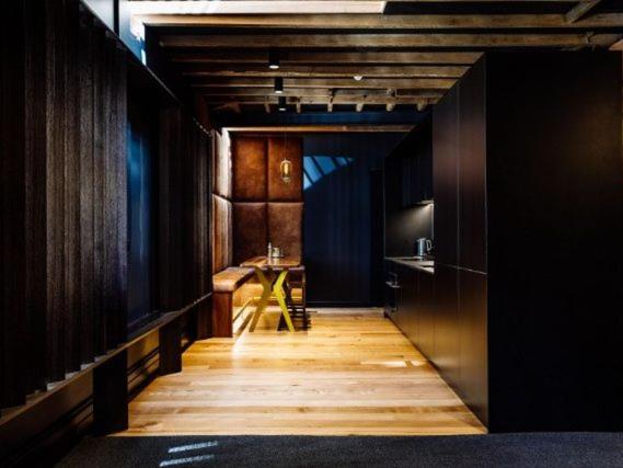 105 Mac Unique Apartments photo