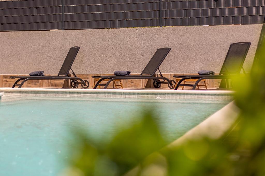 Ćuby Apartment with private Pool in Trogir, Trogir