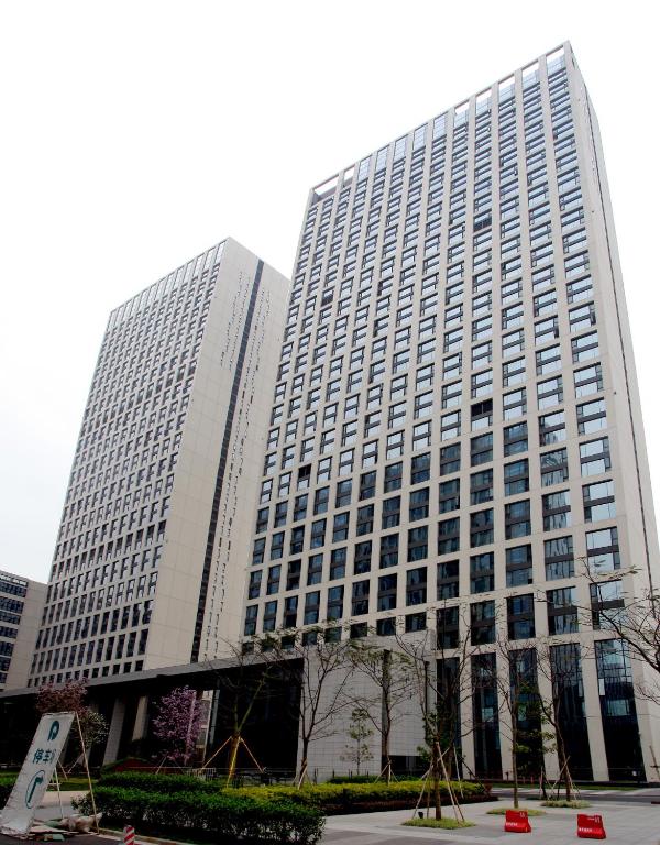 HeeFun Apartment GZ -Poly World Trading Center-walking distance to Canton Fair