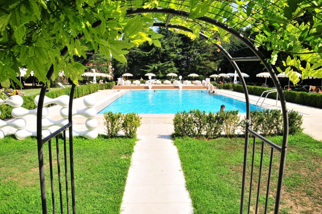 Park Hotel Villa Giustinian — Main photo in Mirano, Veneto