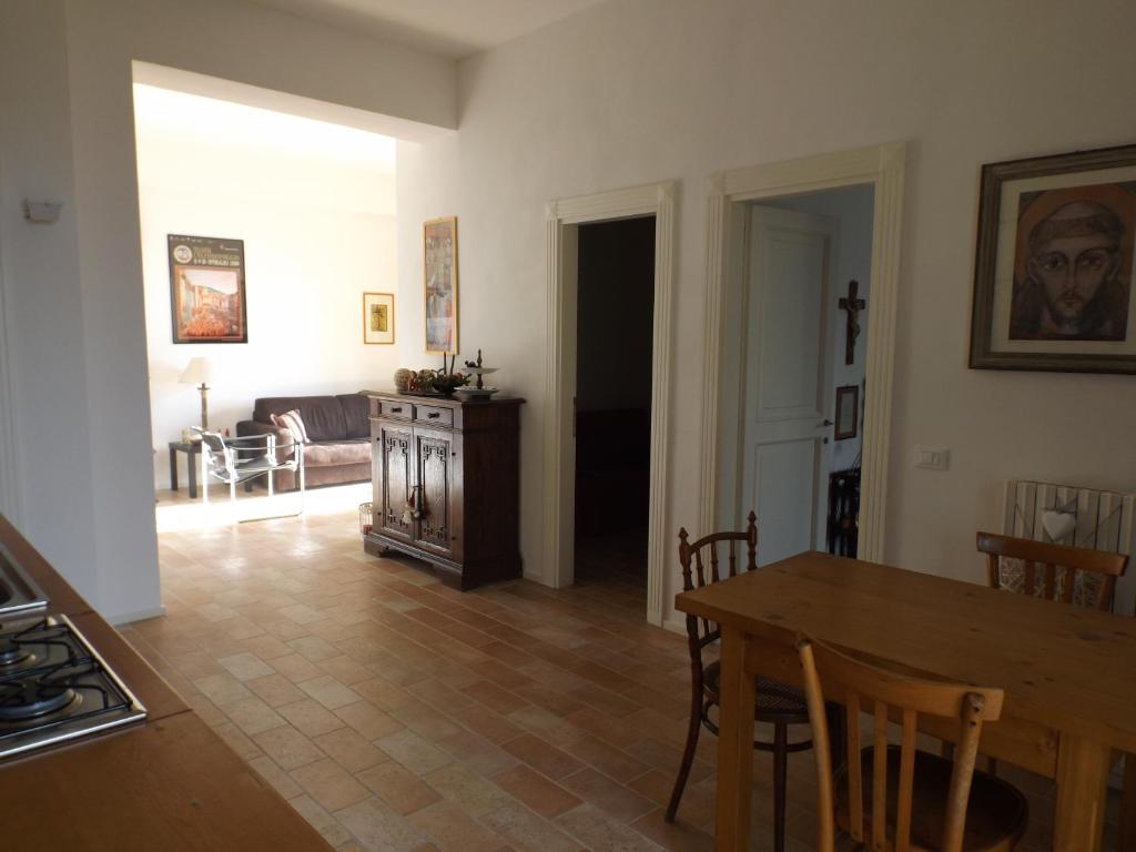 Eden House - 3