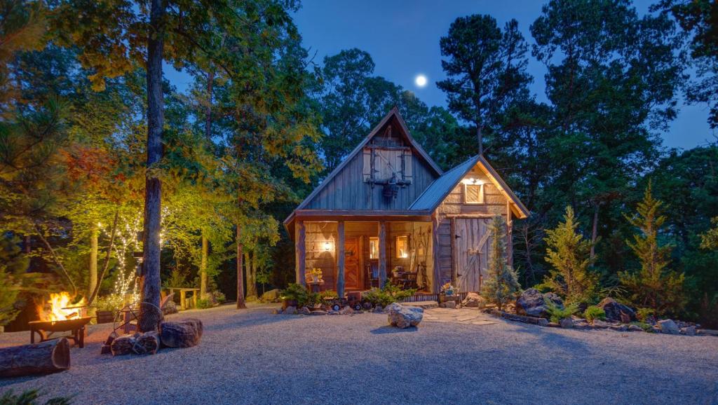Fox Pass Cabins — Hotel in Hot Springs (AR)