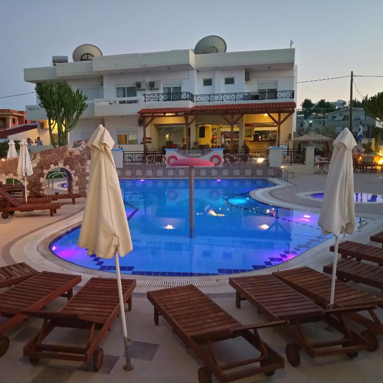 Bright Star — Swimming pool in Faliraki, South Aegean