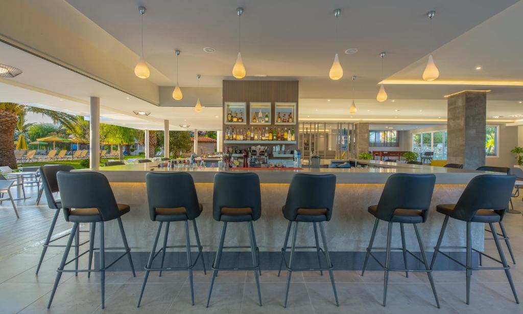 Hotel Esperia — Restaurant & bars in Marmari (Kos), South Aegean