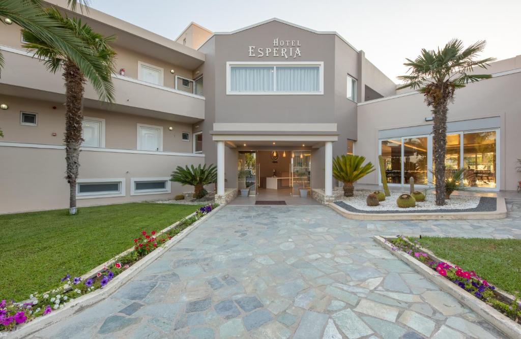 Hotel Esperia — Hotel building in Marmari (Kos), South Aegean