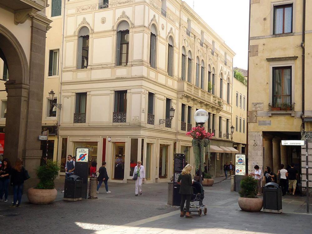 Canton del Gallo photo