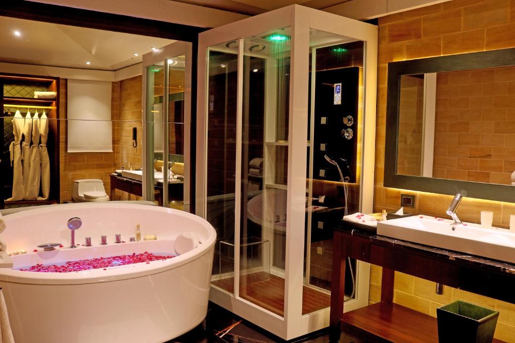 Bathroom, DATA Resort in Lonavala