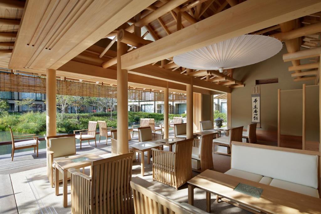 포시즌스 수영장