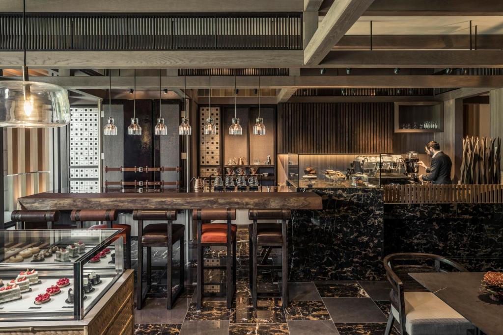 Bar/lounge