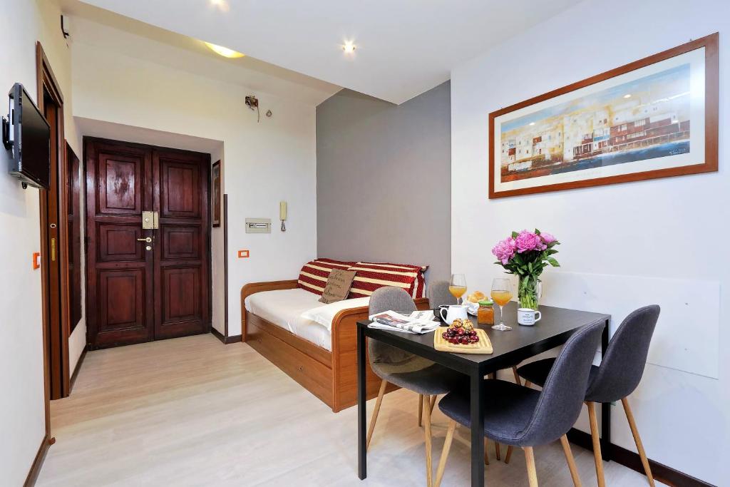 4BNB - Cavour Square Apartment - 4