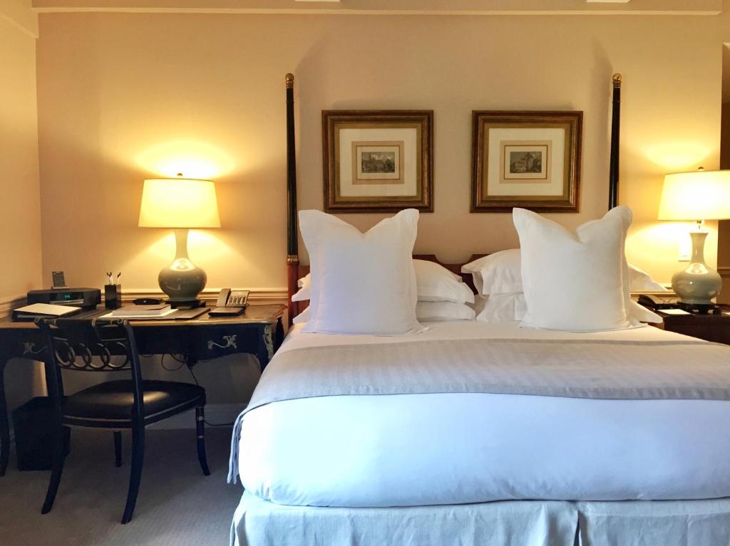 Lowell Hotel photo