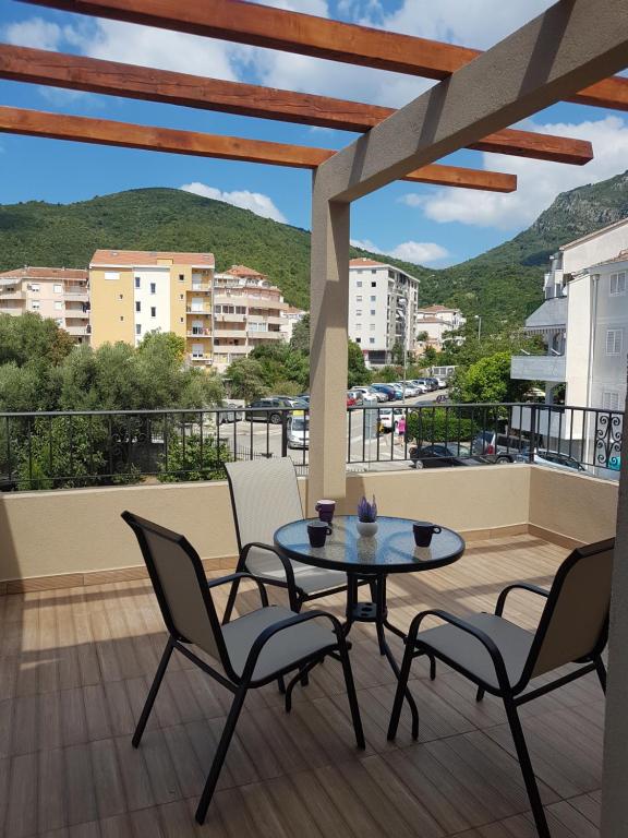 Apartments and Rooms Lijesevic photo