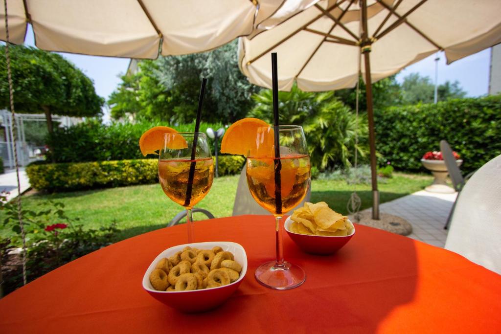 Hotel Bahama — Restauracje i bary in Rimini, Emilia-Romania