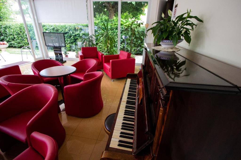 Hotel Bahama — Restauracje i bary in Rimini, Emilia-Romania