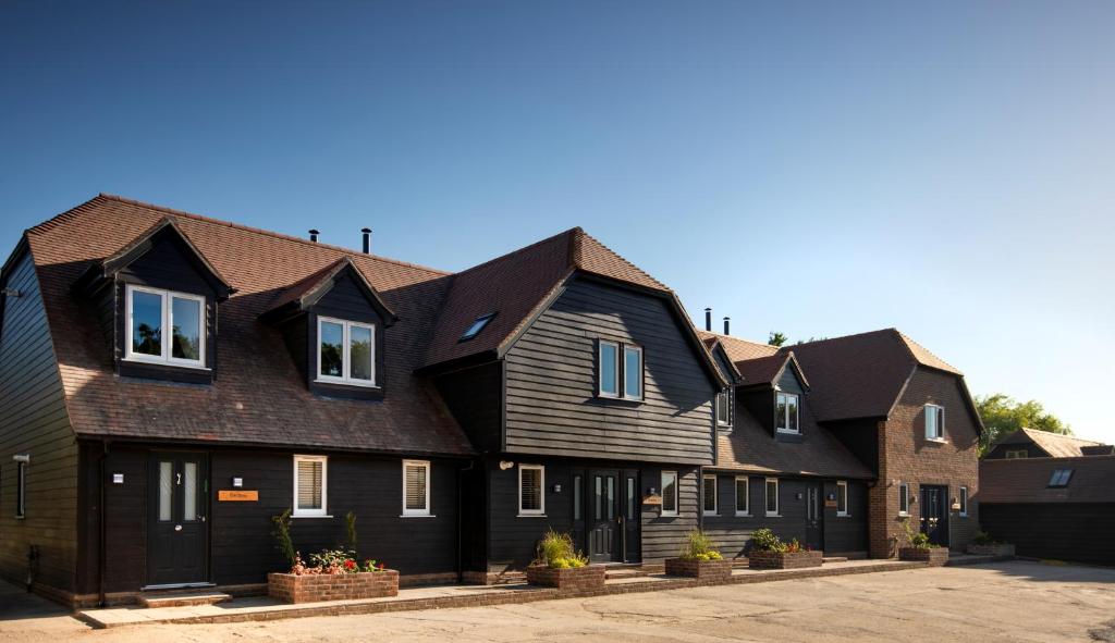 The Cottages at Crouchers Orchards photo