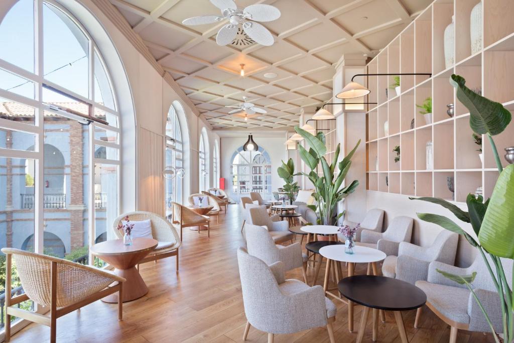 Melia Villaitana Photo 10