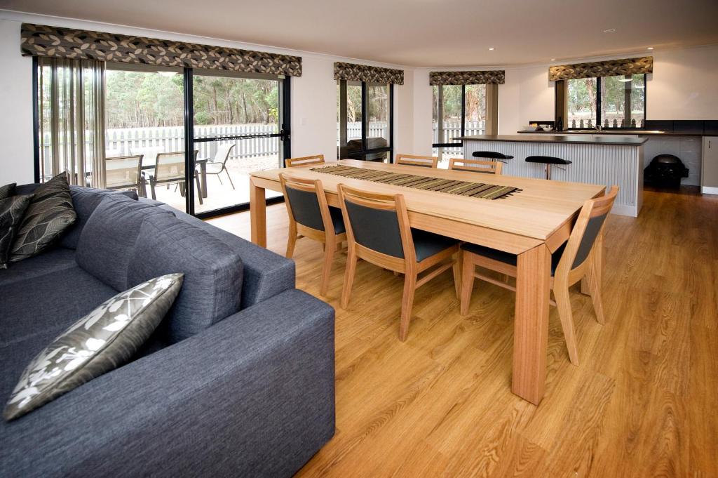 Margaret River Hideaway & Farmstay - Dining image