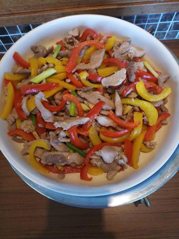 طعام و مشروبات