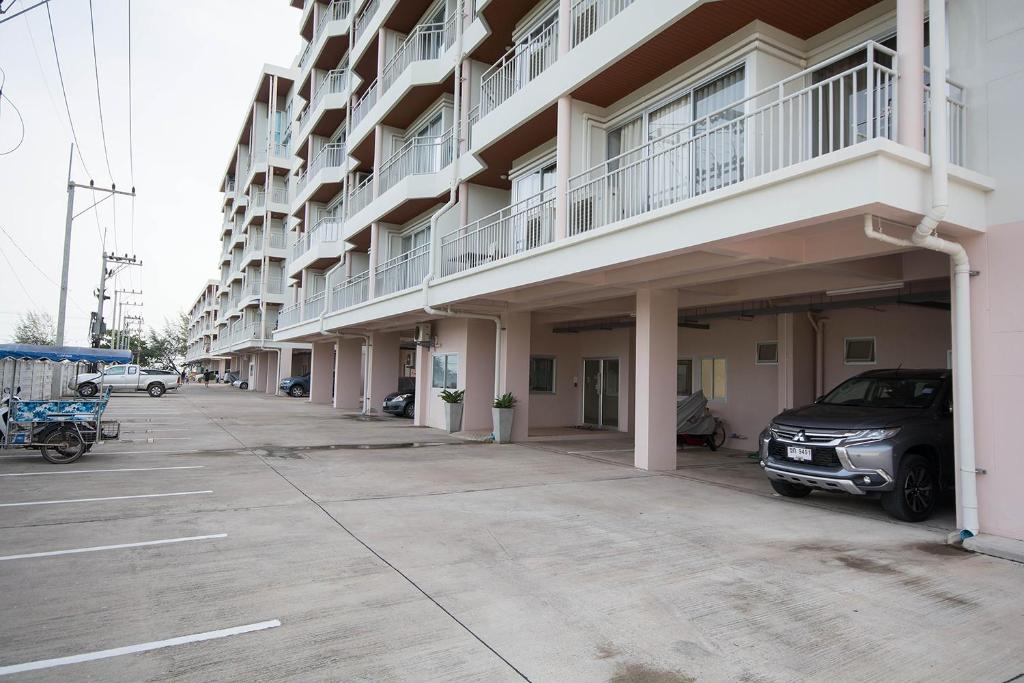 Mosaic Condominium A34M by malai photo