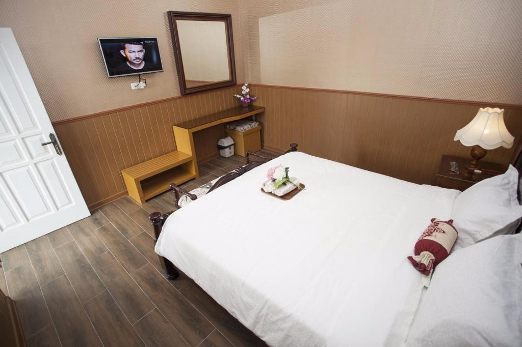 Huis Van Gustafine Floor 2