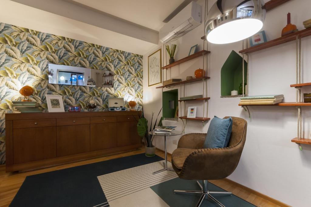 Pietrapiana flat & local market photo