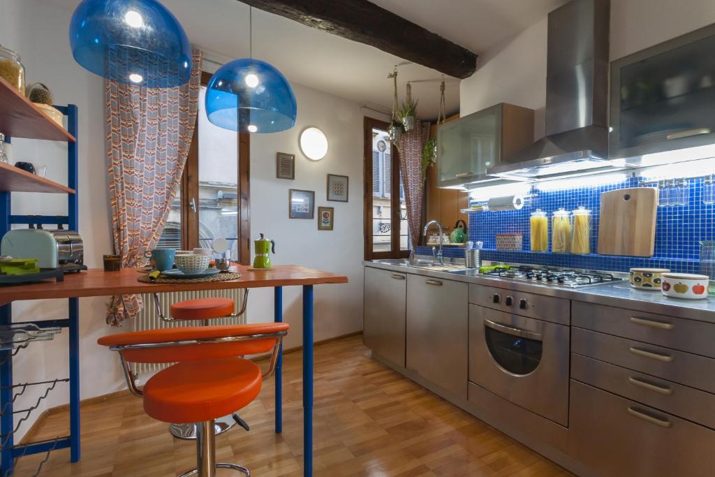 Pietrapiana flat & local market photo