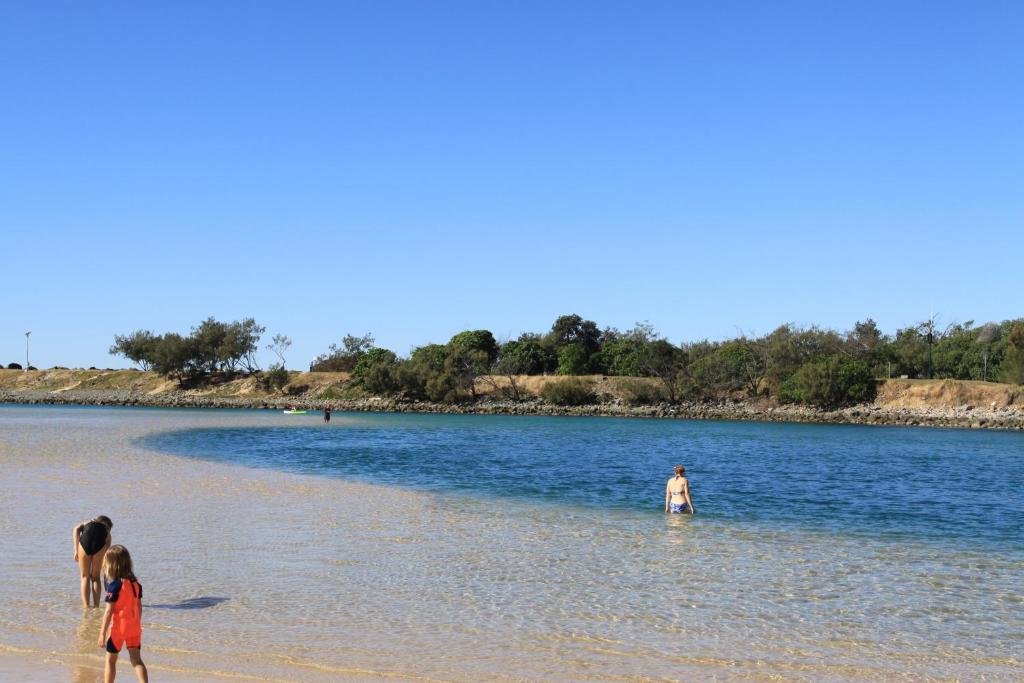 Koala Cove Holiday Apartments photo