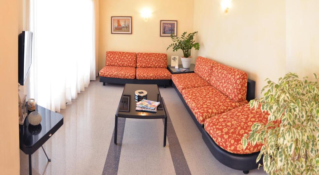 Pensione Villa Joli - 2