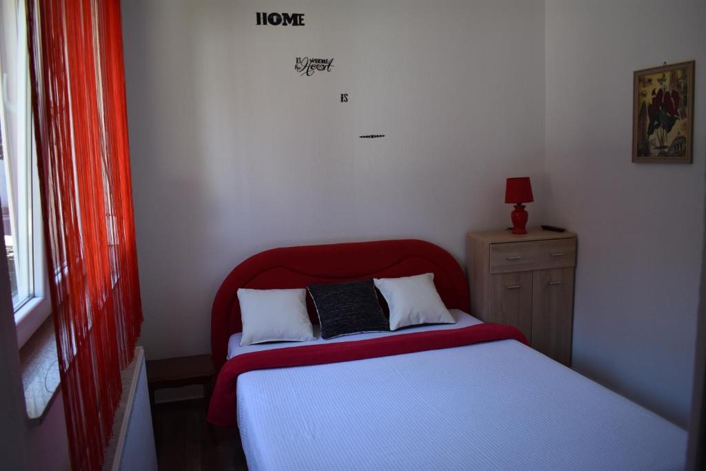 Hostel Omega photo