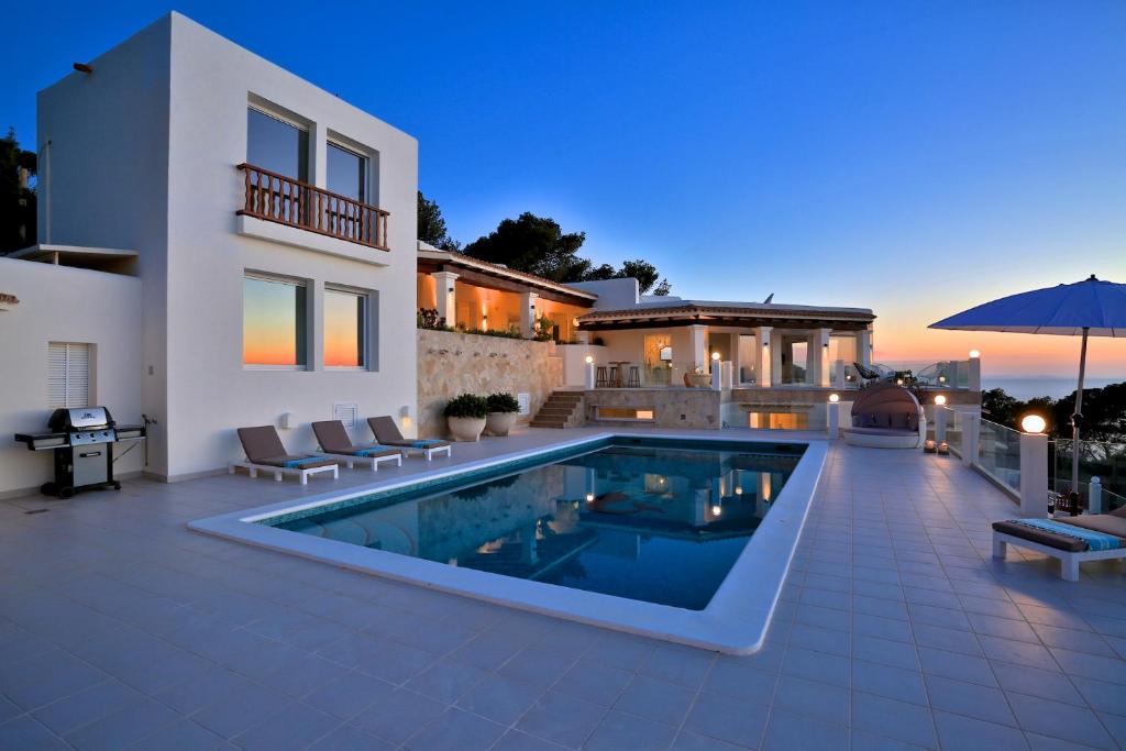 C'an Petra, Carrer Club Robinson — Hotel in Ibiza