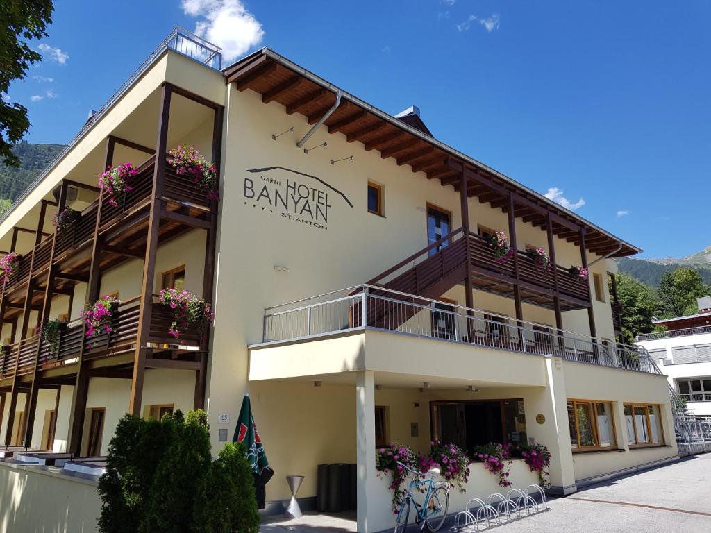 Banyan, Sankt Anton am Arlberg