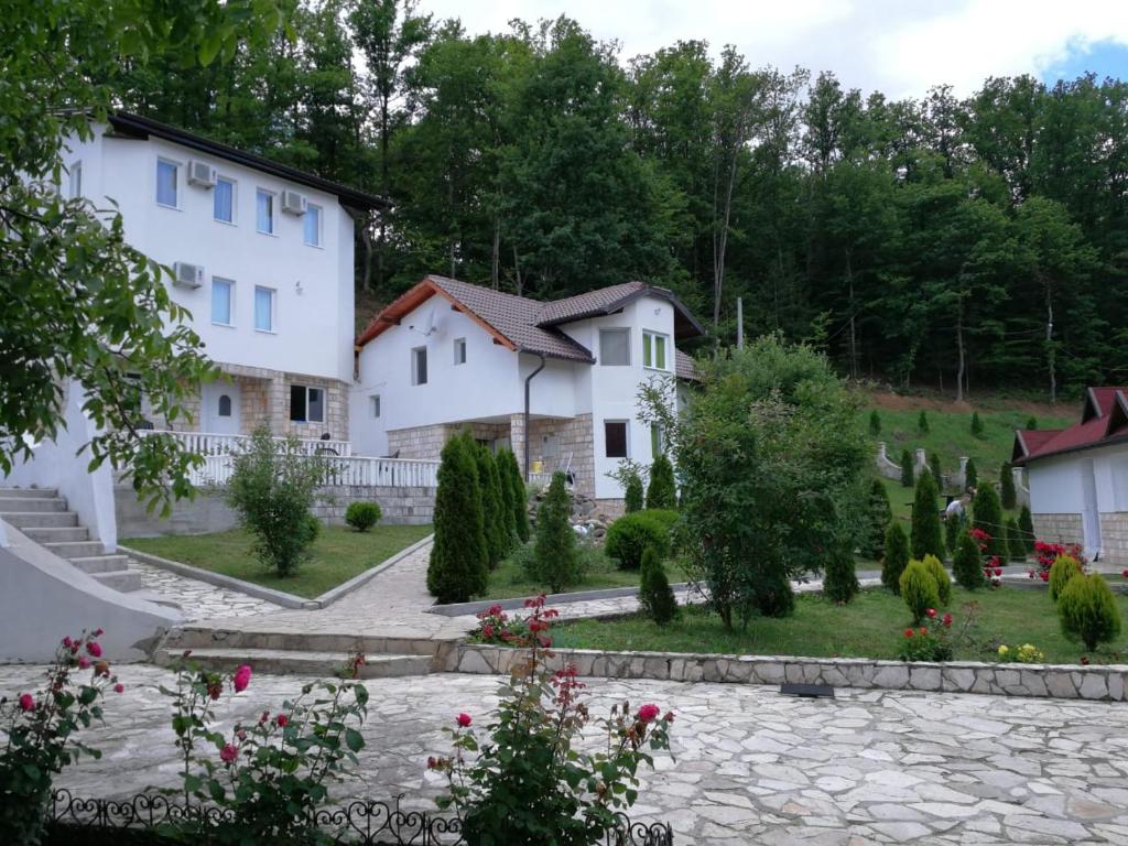 Resort Zafaran by H&H photo