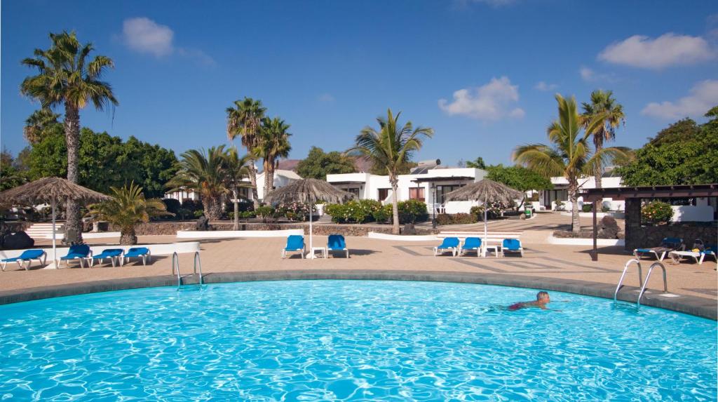 Playa Limones Bungalows photo