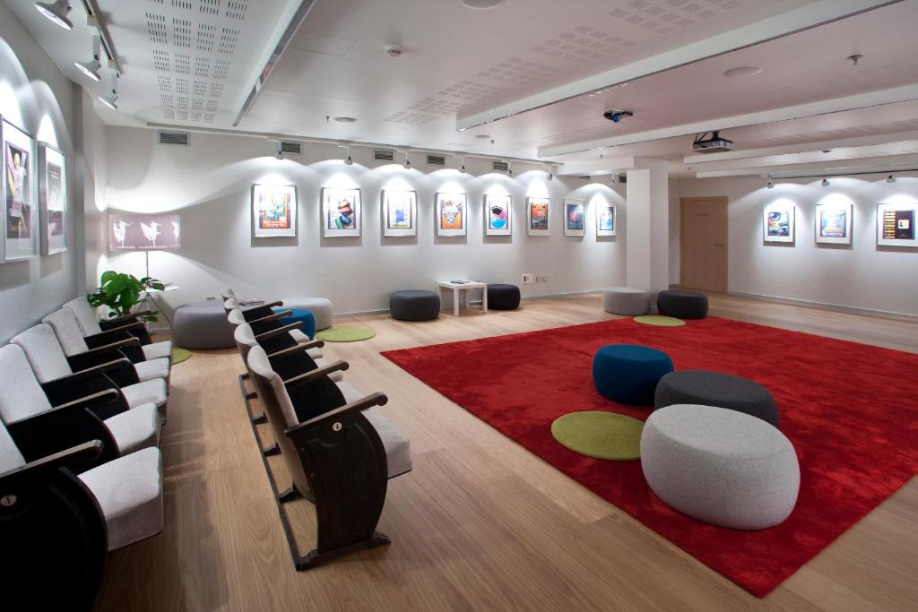 Hotel Astoria7 Photo 9