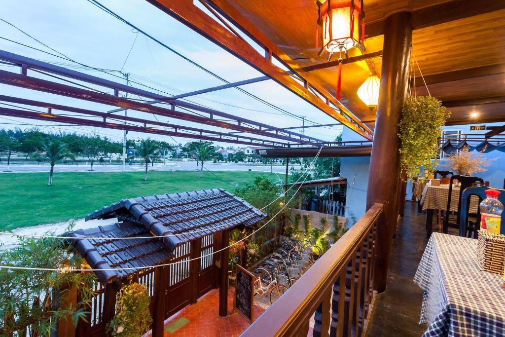An Bang Stilt House Villa