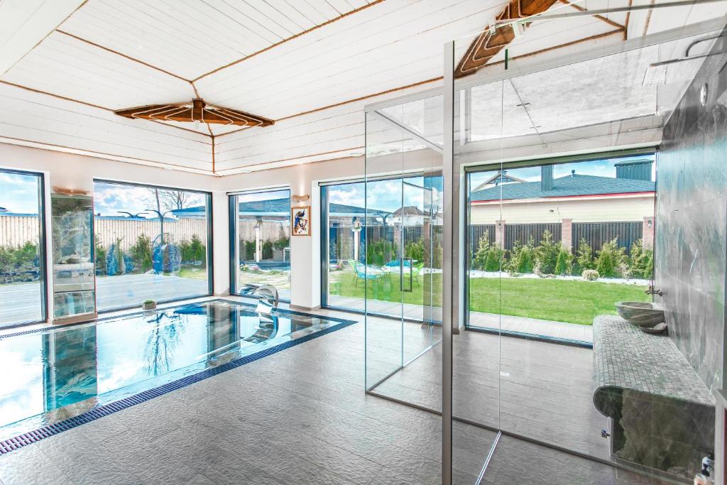 Villa R photo