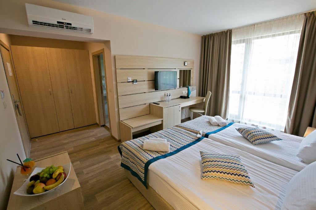 Royal Grand Hotel and Spa - All Inclusive and Free beach accsess photo