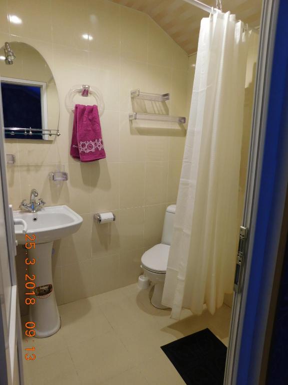 Akaki's Guesthouse photo