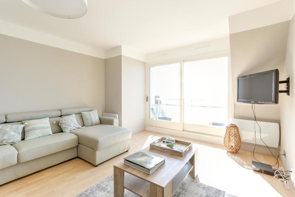 Duplex apartment with sea view and roof terrace - 3