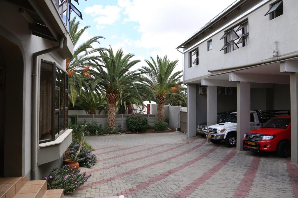 windhoek north guest house contact number namibia