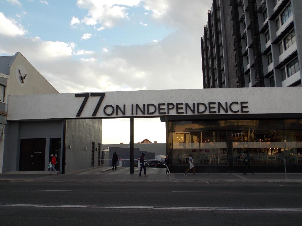 Unit 46 77 on Independence 전경