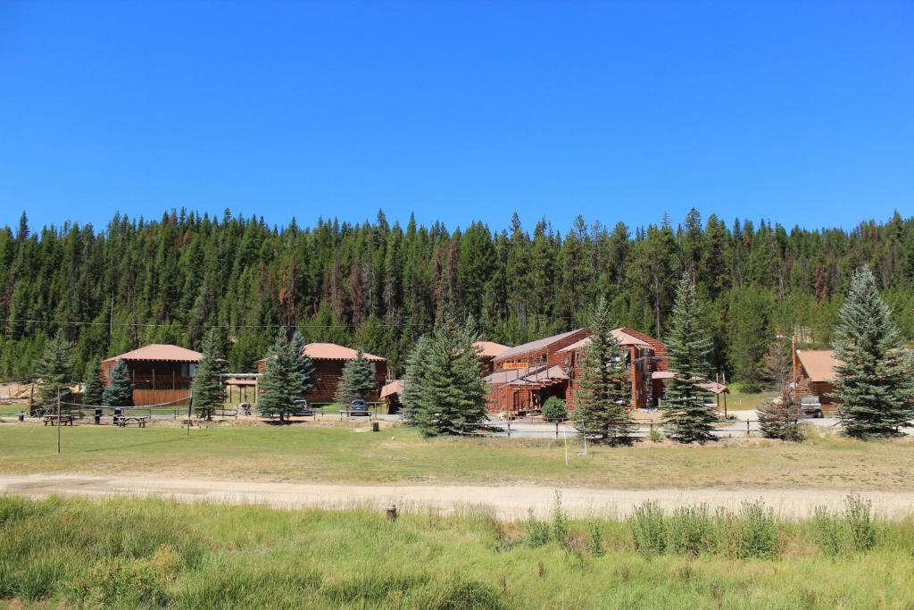 The Lodge at Lolo Hot Springs photo