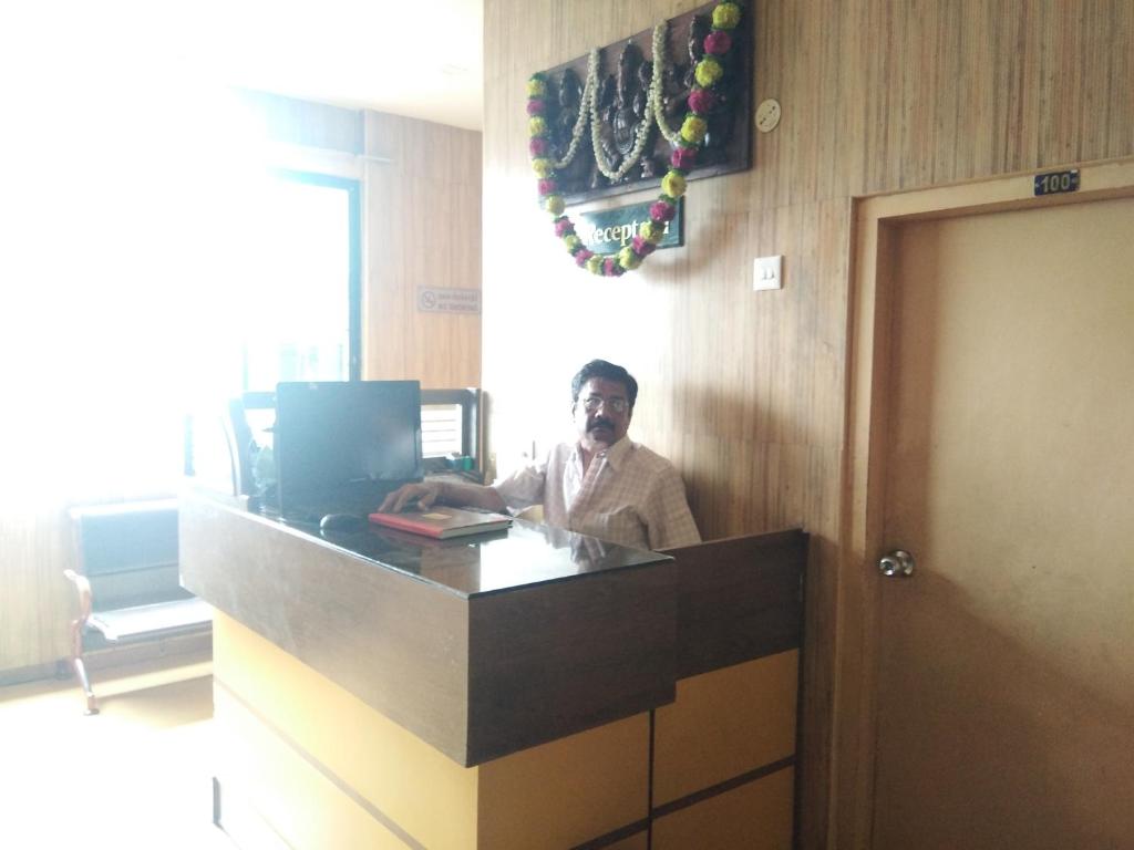 Sri Saraswathi Lodge photo