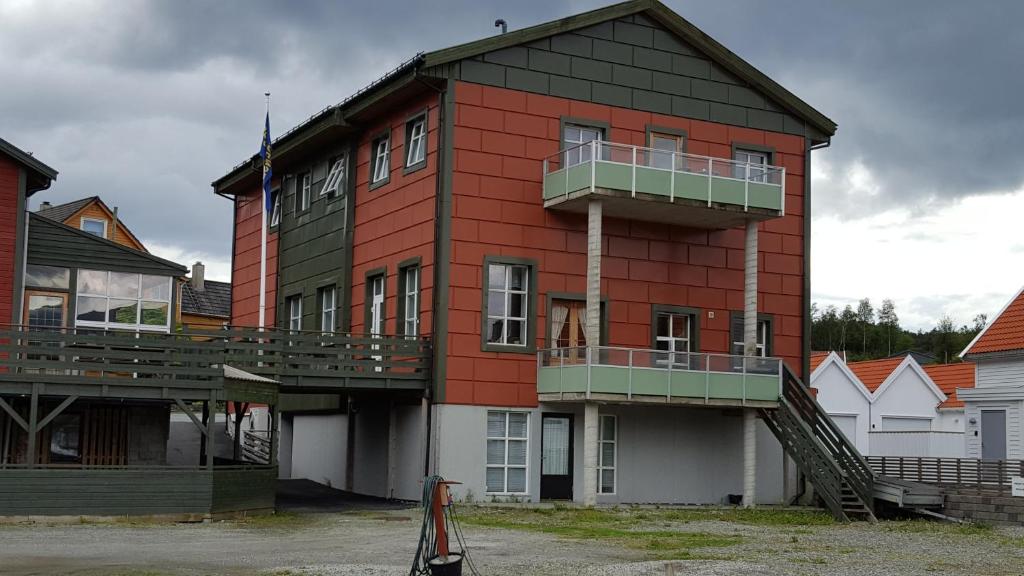 Fjord Residensen Skanevik 전경