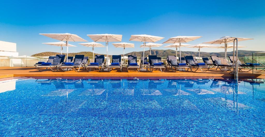 Globales Santa Lucia - Adults Only 18 — Swimming pool in Palma Nova, Balearic Islands