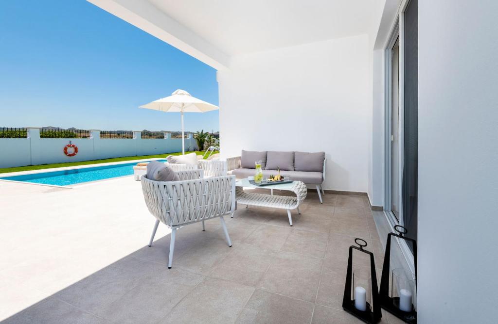 Gaia Palace — Swimming pool in Mastichari, South Aegean